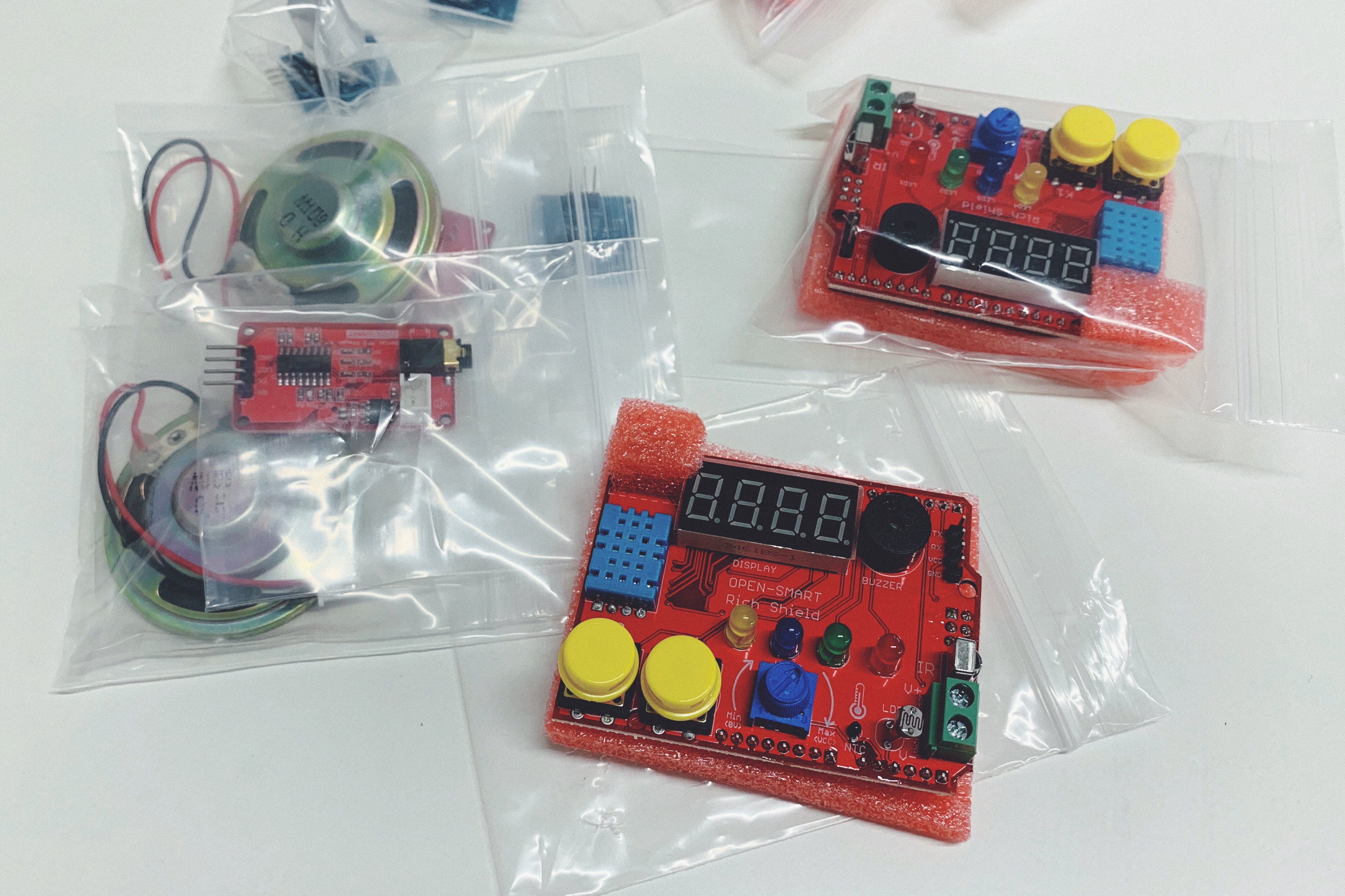 電子工作の部品を追加しました。